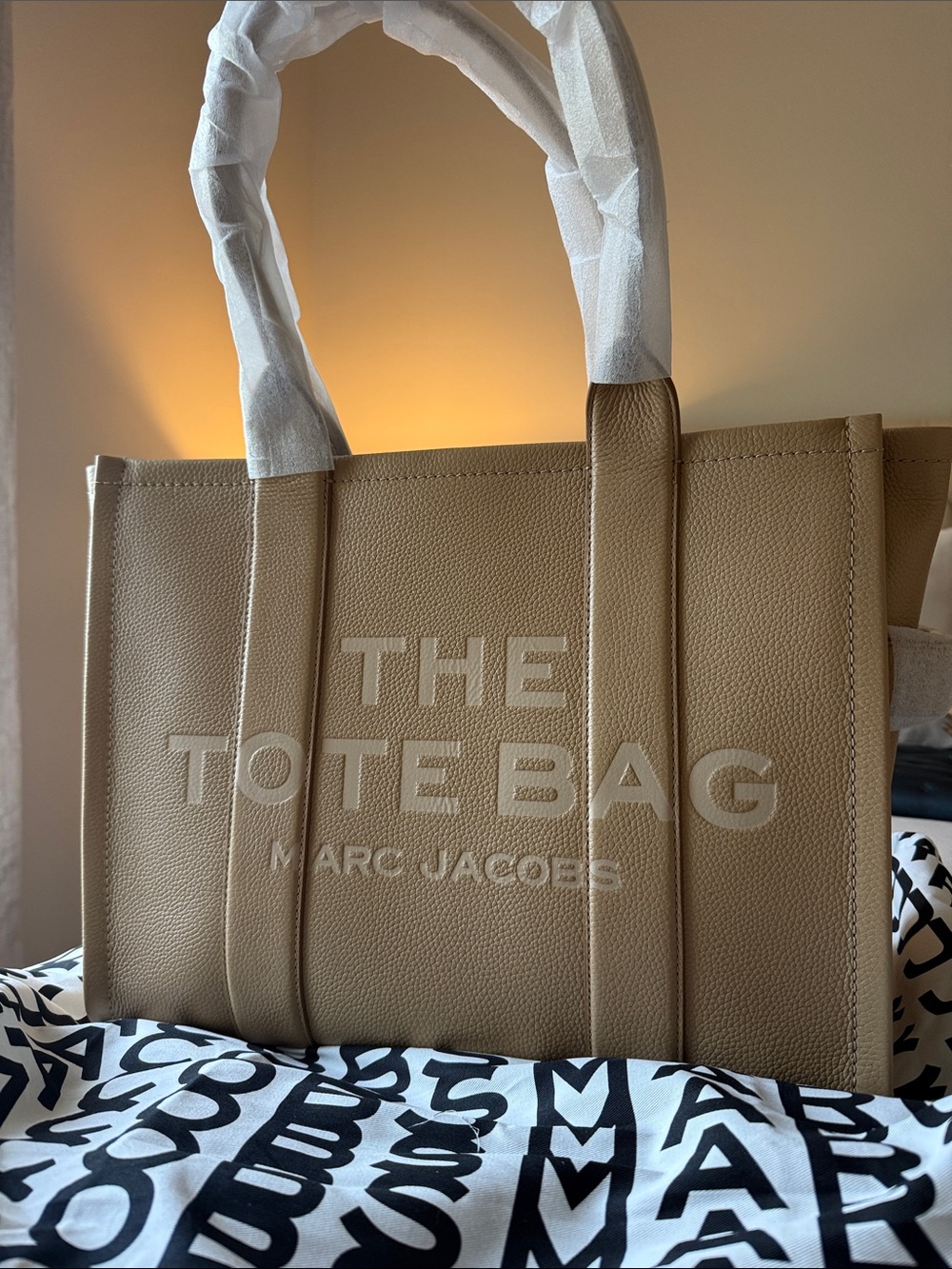 Marc Jacobs Beige 'The Tote Bag' Leather Tote